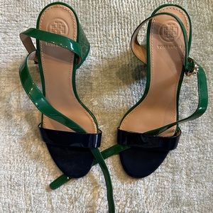 TORY BURCH green and navy heels